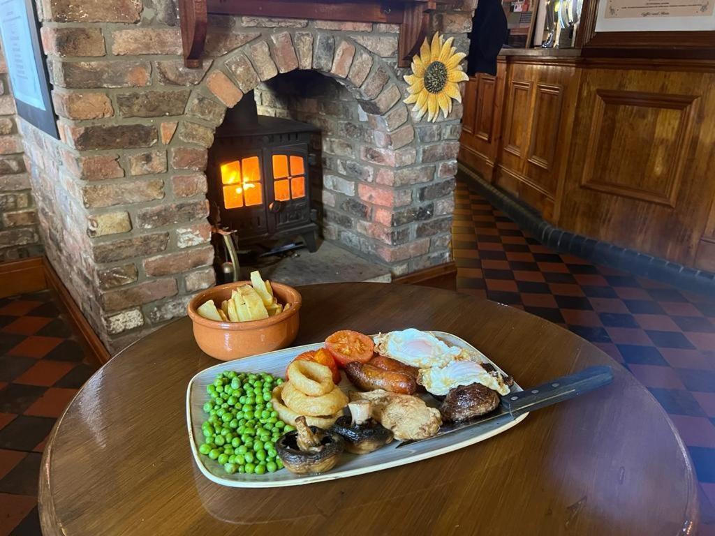 The Black Horse Inn Gainsborough Dış mekan fotoğraf